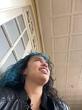 Sweet Chaos online show from March 3, 2025, 6:35 pm