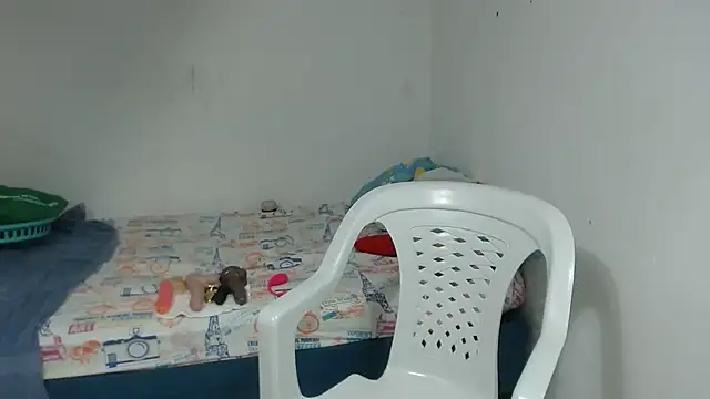 Snapshot of Agatha_browser chatting on November 30, 2025, 12:28 pm Agatha browser online show from November 30, 2025, 12:28 pm