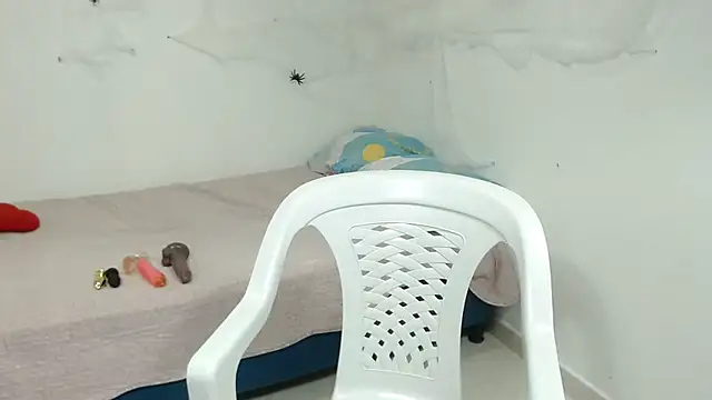 Snapshot of Agatha_browser chatting on October 23, 2025, 12:37 pm Agatha browser online show from October 23, 2025, 12:37 pm