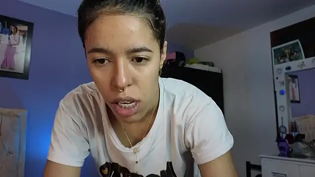 stephania t online show from May 15, 2026, 12:47 pm