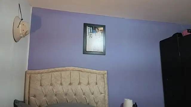 stephania t online show from April 2, 2026, 4:13 pm