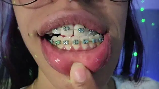 Snapshot of stephania_t chatting on February 20, 2026, 1:35 am stephania t online show from February 20, 2026, 1:35 am