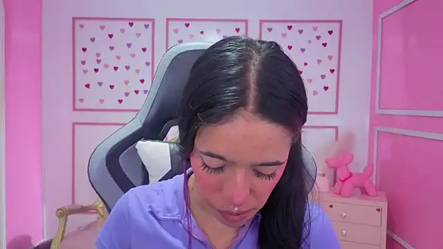 Snapshot of stephania_t chatting on February 11, 2026, 12:27 pm stephania t online show from February 11, 2026, 12:27 pm