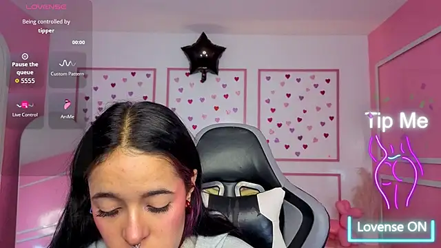 Snapshot of stephania_t chatting on January 17, 2026, 12:09 pm stephania t online show from January 17, 2026, 12:09 pm