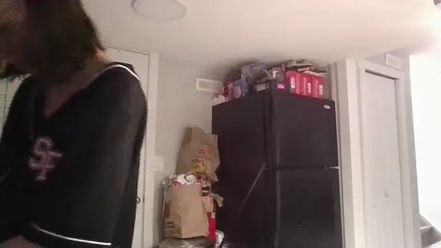 TheSexiest2025 online show from February 12, 2025, 6:09 pm