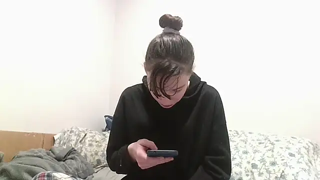 TheSexiest2025 online show from February 17, 2025, 2:06 pm