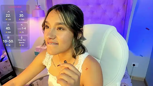  Sophie  miller online show from January 13, 2026, 8:02 pm