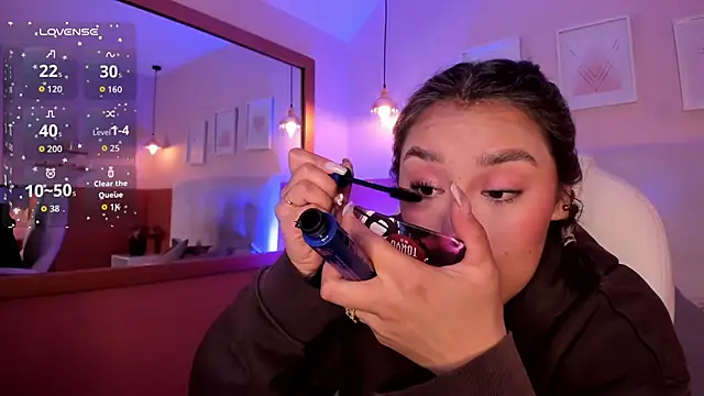  Sophie  miller online show from March 29, 2026, 8:10 pm