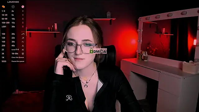 luna berryy online show from March 15, 2025, 12:36 am