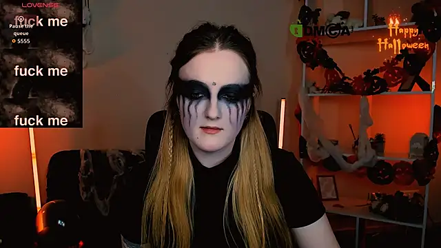 luna berryy online show from October 23, 2025, 7:23 pm