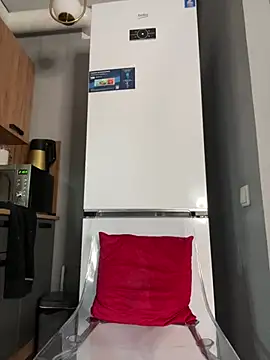 Miss chiks online show from March 1, 2025, 7:04 pm