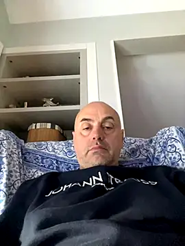 Snapshot of pantomax chatting on October 10, 2025, 12:28 pm pantomax online show from October 10, 2025, 12:28 pm