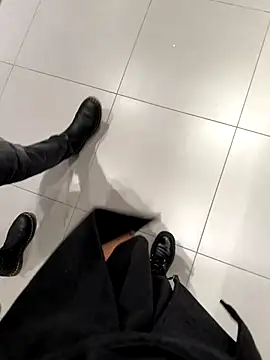 Snapshot of Secret_couple_ chatting on December 2, 2025, 9:33 am Secret couple online show from December 2, 2025, 9:33 am