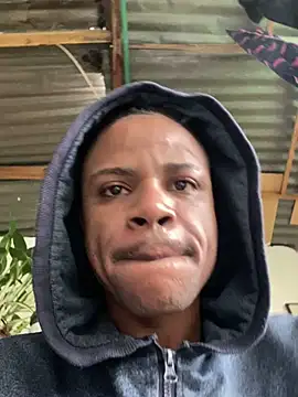 Snapshot of ElNegroRony chatting on February 10, 2025, 2:37 pm ElNegroRony online show from February 10, 2025, 2:37 pm