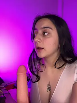 Cassie-millers online show from February 20, 2025, 7:41 pm