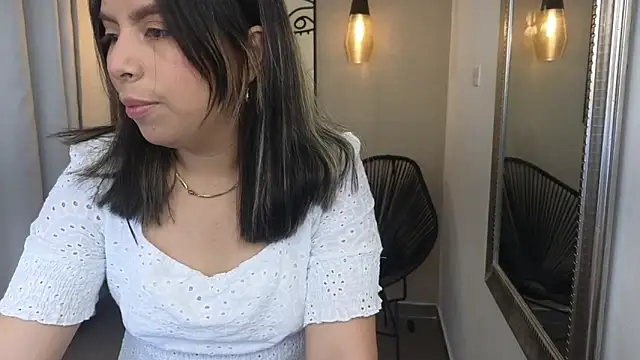 Sharlotte Milk online show from December 1, 2025, 10:49 am