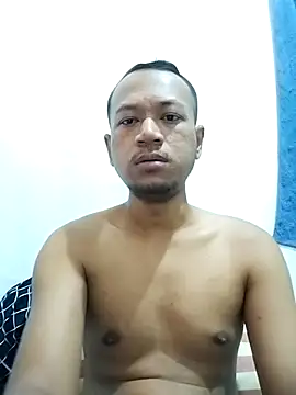 dark boy28 online show from November 28, 2025, 6:41 pm