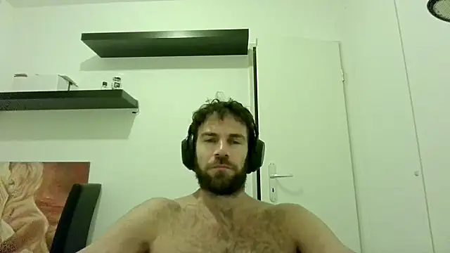 alpha-hunk online show from October 18, 2025, 7:16 pm