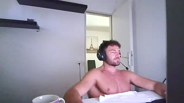 alpha-hunk online show from July 12, 2026, 11:33 am