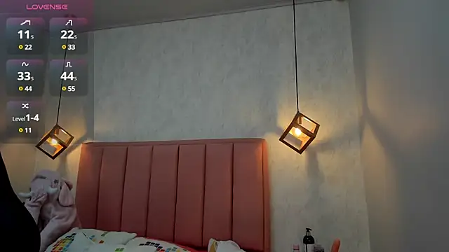 Snapshot of MAYROBERTSS chatting on January 14, 2025, 12:24 pm MAYROBERTSS online show from January 14, 2025, 12:24 pm