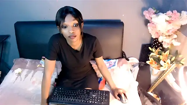 Ebonypreciousx online show from September 19, 2025, 10:19 am