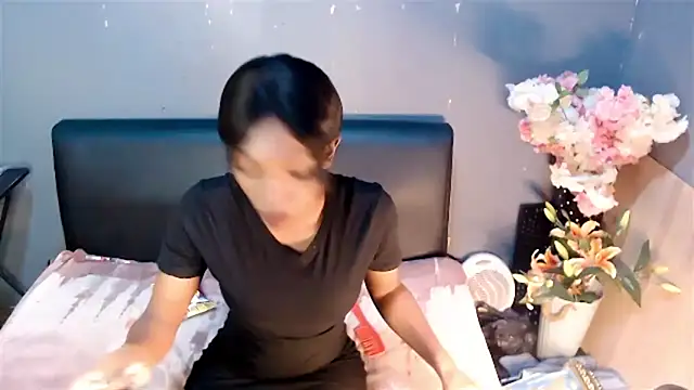 Ebonypreciousx online show from September 18, 2025, 9:29 pm