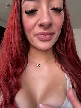 ariiel  online show from February 11, 2026, 1:44 pm