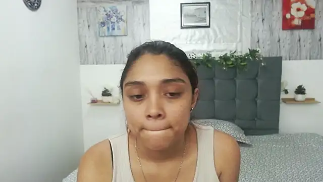 Snapshot of andrew_kamy chatting on January 14, 2025, 6:49 pm andrew kamy online show from January 14, 2025, 6:49 pm