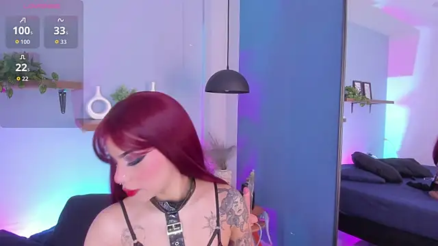 maddy walker online show from December 17, 2025, 12:32 pm