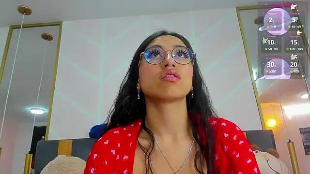 Snapshot of MadyJackson chatting on October 11, 2025, 11:33 am MadyJackson online show from October 11, 2025, 11:33 am