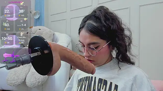 Snapshot of MadyJackson chatting on September 16, 2025, 11:55 am MadyJackson online show from September 16, 2025, 11:55 am