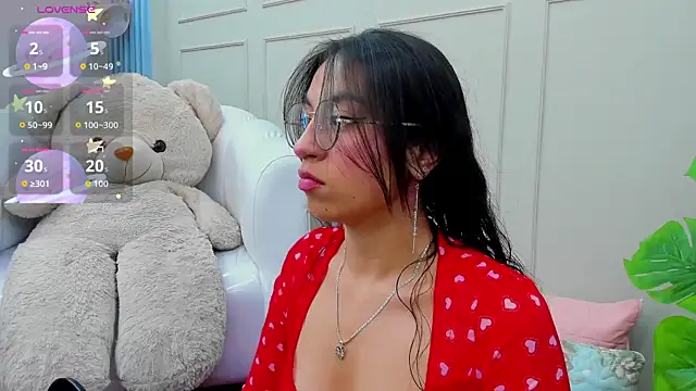 Snapshot of MadyJackson chatting on September 20, 2025, 11:48 am MadyJackson online show from September 20, 2025, 11:48 am