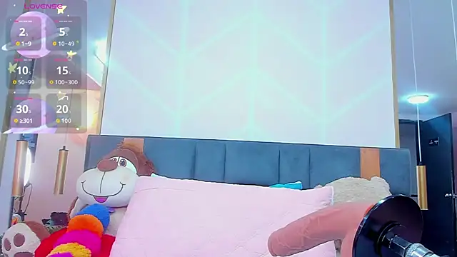 Snapshot of MadyJackson chatting on October 3, 2025, 11:56 am MadyJackson online show from October 3, 2025, 11:56 am