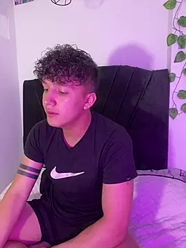 merlyn 00 online show from January 11, 2025, 6:12 pm