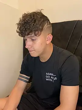 merlyn 00 online show from January 17, 2025, 7:27 pm