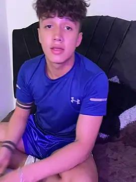 merlyn 00 online show from January 5, 2025, 8:42 pm