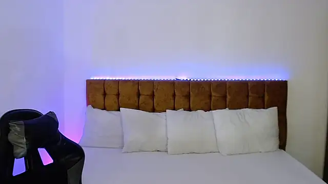 Snapshot of alexiaaross chatting on September 14, 2025, 6:08 pm alexiaaross online show from September 14, 2025, 6:08 pm