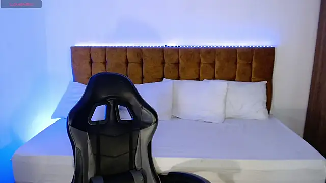 Snapshot of alexiaaross chatting on October 2, 2025, 4:16 am alexiaaross online show from October 2, 2025, 4:16 am