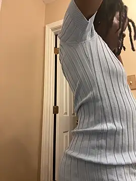 choclatepeaach online show from April 6, 2026, 12:50 am