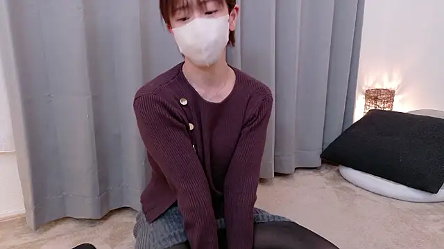 Snapshot of Risa_06 chatting on November 22, 2025, 1:43 pm Risa 06 online show from November 22, 2025, 1:43 pm