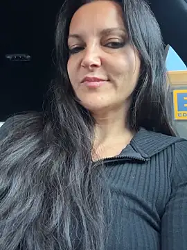 Snapshot of -OLYA- chatting on November 21, 2025, 7:18 am -OLYA- online show from November 21, 2025, 7:18 am