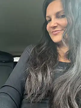 Snapshot of -OLYA- chatting on November 17, 2025, 1:04 pm -OLYA- online show from November 17, 2025, 1:04 pm