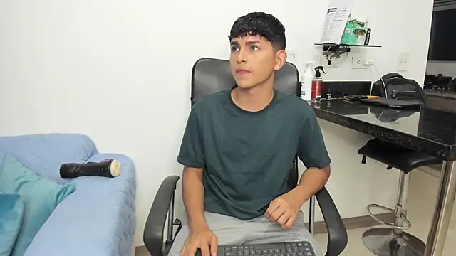 Lyam ap online show from February 6, 2025, 6:08 am