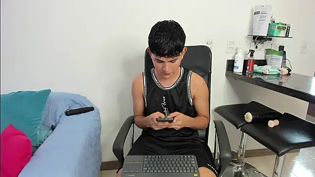 Lyam ap online show from February 19, 2025, 4:33 pm