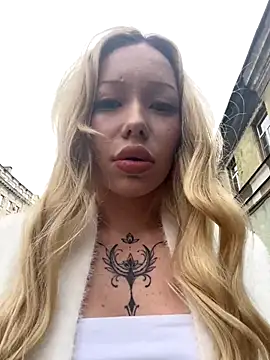 Snapshot of babydolll chatting on September 15, 2025, 10:15 am babydolll online show from September 15, 2025, 10:15 am