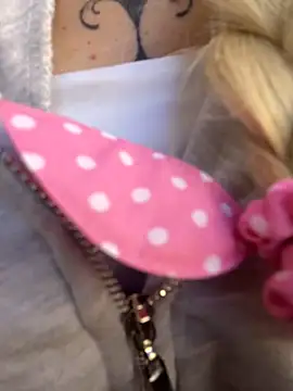 Snapshot of babydolll chatting on September 30, 2025, 11:05 am babydolll online show from September 30, 2025, 11:05 am