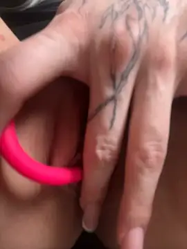 Snapshot of babydolll chatting on March 6, 2025, 4:17 pm babydolll online show from March 6, 2025, 4:17 pm