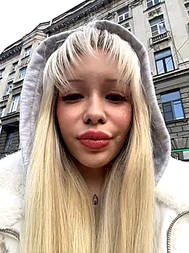 Snapshot of babydolll chatting on October 21, 2025, 12:15 pm babydolll online show from October 21, 2025, 12:15 pm