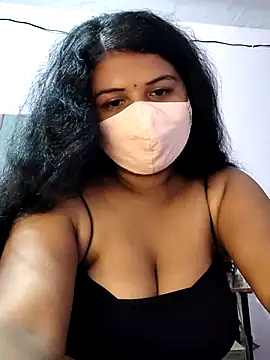 Snapshot of Dr_Chhaya chatting on July 7, 2026, 4:26 am Dr Chhaya online show from July 7, 2026, 4:26 am