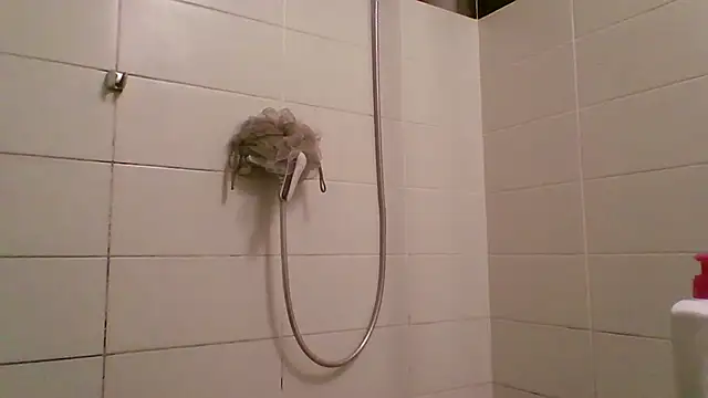 Snapshot of ApollonFit_x69 chatting on March 8, 2025, 11:28 pm ApollonFit x69 online show from March 8, 2025, 11:28 pm